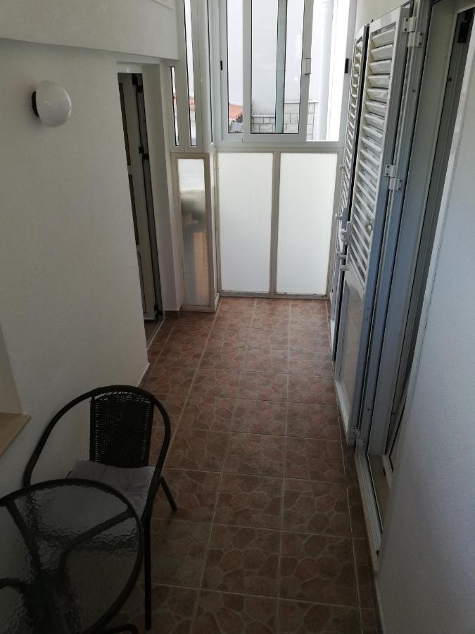מאקרסקה Apartment Anita מראה חיצוני תמונה
