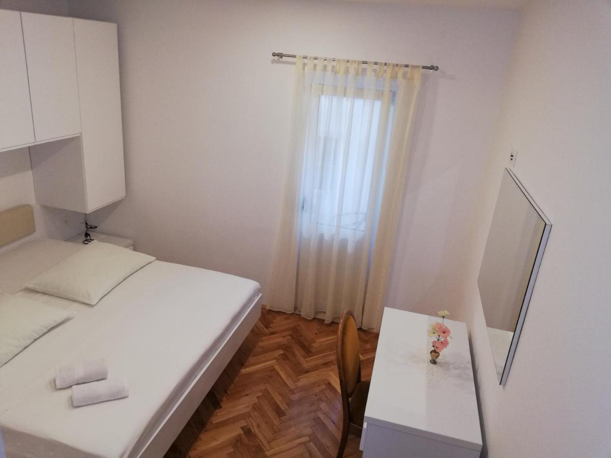 מאקרסקה Apartment Anita מראה חיצוני תמונה